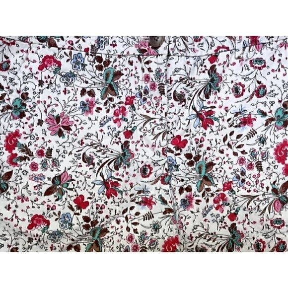 Gap Floral Chino Shorts Multicolor Casual Beige Women’s 8 Fairy Barbie - Picture 3 of 8